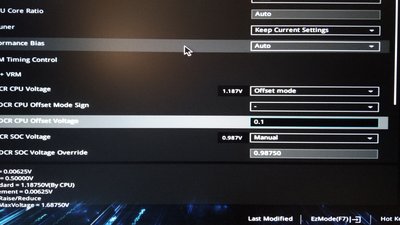 RYZEN 5 2600X offset - 0.1 .JPG