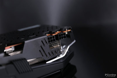 Custom-XFX-Radeon-RX-5700-XT-2.jpg