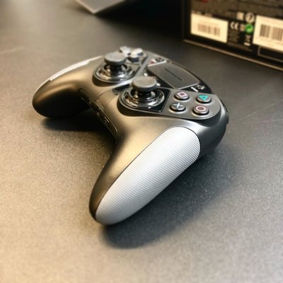 Thrustmaster eSwap Pro Controller (3).jpg