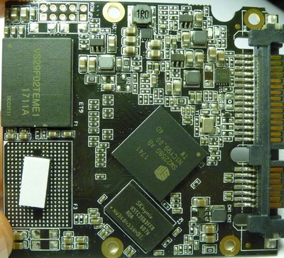 kingdian-s280-240g-q0526a(2258-vnand-3dv2)-pcb0.jpg