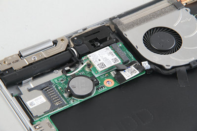 Dell-Inspiron-13-7347-Disassembly-13.jpg