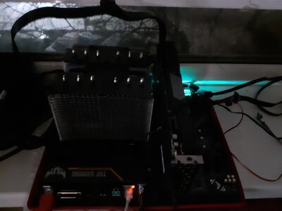 RYrxRFKQky8.jpg