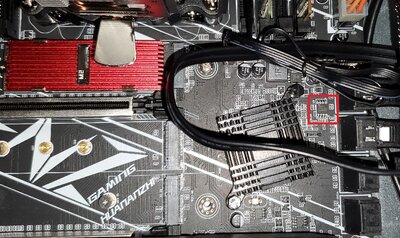 chipset_heatsink_mb.jpg