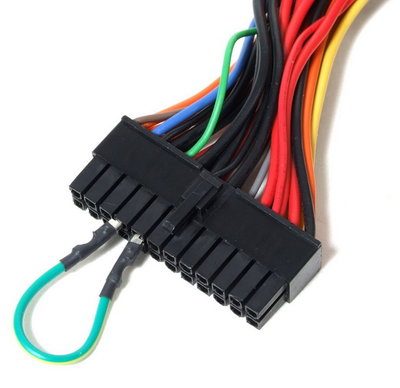 zalman_reserator_powerconnector_resize.jpg