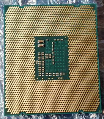 E5-1680v3 bottom.jpg