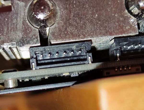 6-pin_connector.jpg