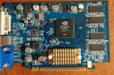 fx 5200 pci-e.jpg