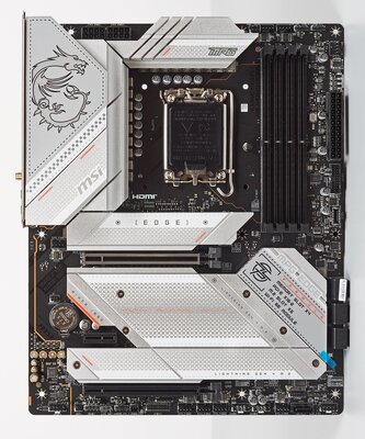 05-big-msi-mpg-z790-edge-wifi+.jpg