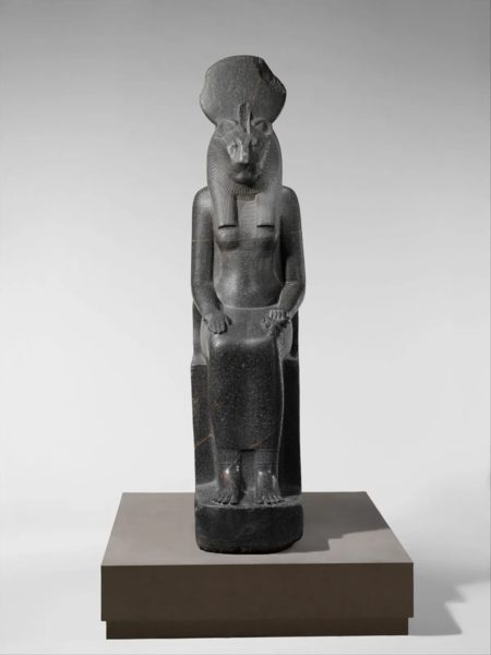 Granodiorite-sculpture-Sekhmet-New-York-City-Metropolitan-1352-bce.png