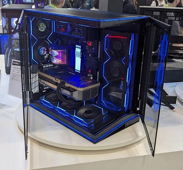 O11D EVO RGB V2 001.jpg