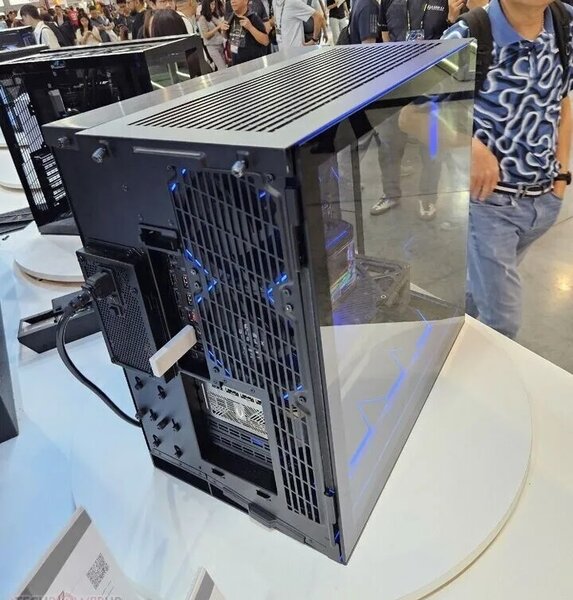 O11D EVO RGB V2 004.jpg