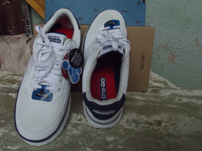 Skechers GO.JPG
