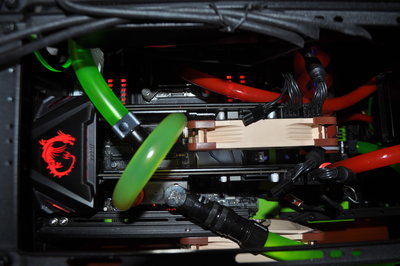 MSIWAY SLI HB BRIDGE M_2.jpg