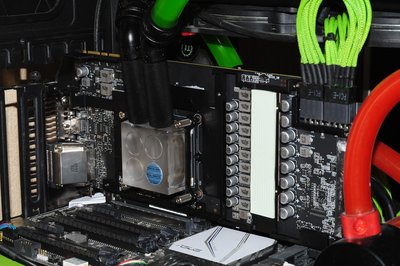 33_ASUS ROG GeForce GTX 1080 Ti Strix OC_big.JPG